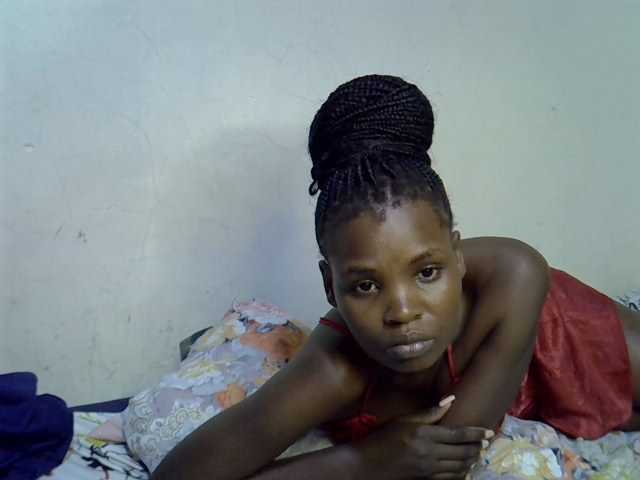 Cute-aliyah live cam on BongaCams