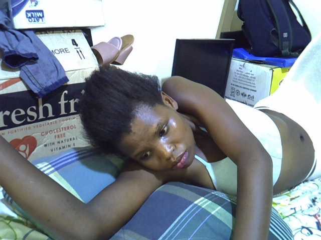 Cute-aliyah live cam on BongaCams