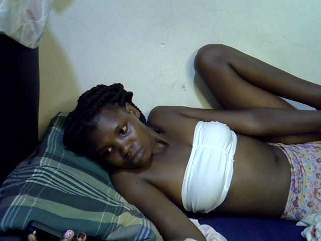 Cute-aliyah live cam on BongaCams
