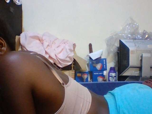 Cute-aliyah live cam on UnifiedCams