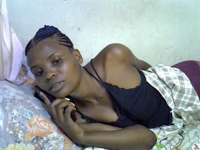 Cute-aliyah live cam on BongaCams