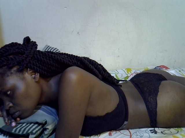 Cute-aliyah live cam on BongaCams