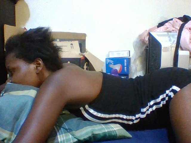 Cute-aliyah live cam on BongaCams