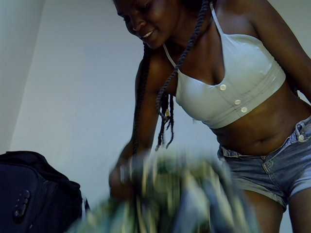 Cute-aliyah live cam on BongaCams