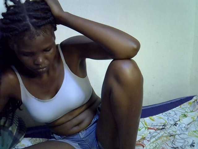 Cute-aliyah live cam on BongaCams