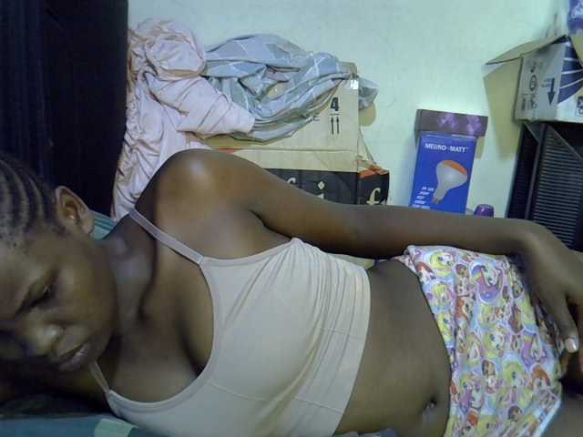 Cute-aliyah live cam on BongaCams