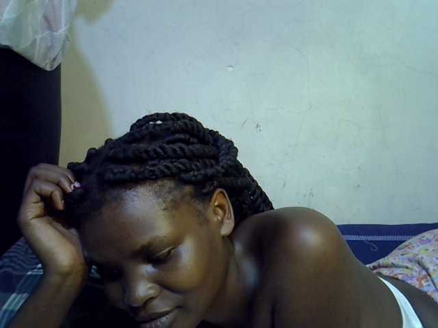 Cute-aliyah live cam on BongaCams