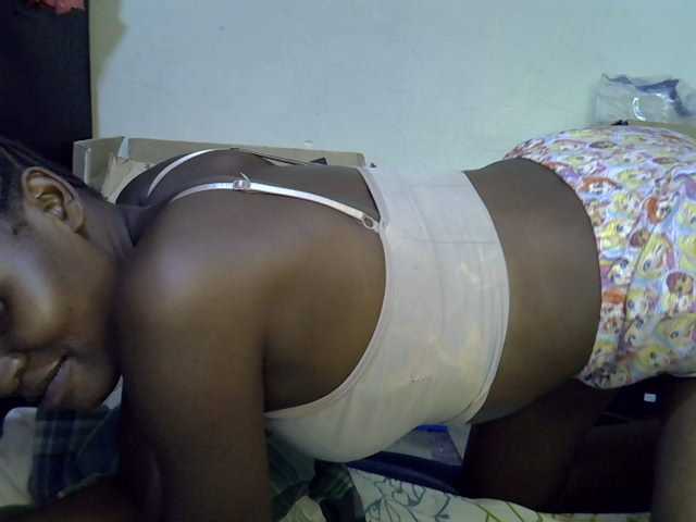 Cute-aliyah live cam on BongaCams