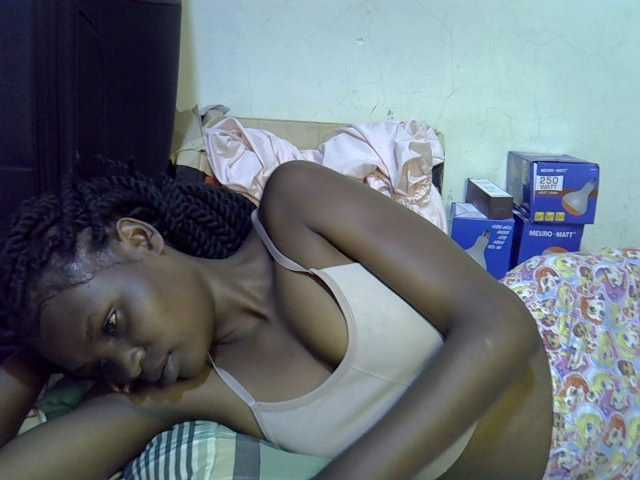 Cute-aliyah live cam on BongaCams