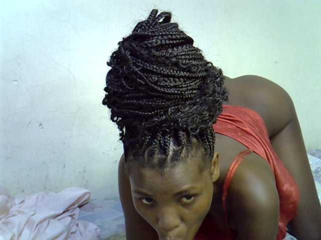 Cute-aliyah live cam on BongaCams