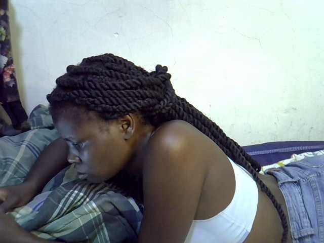 Cute-aliyah live cam on BongaCams