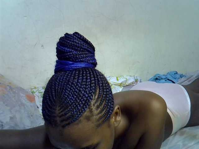 Cute-aliyah live cam on BongaCams