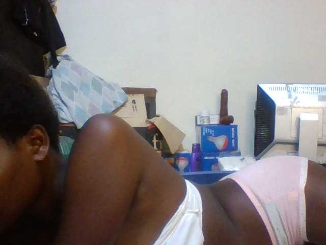 Cute-aliyah live cam on BongaCams