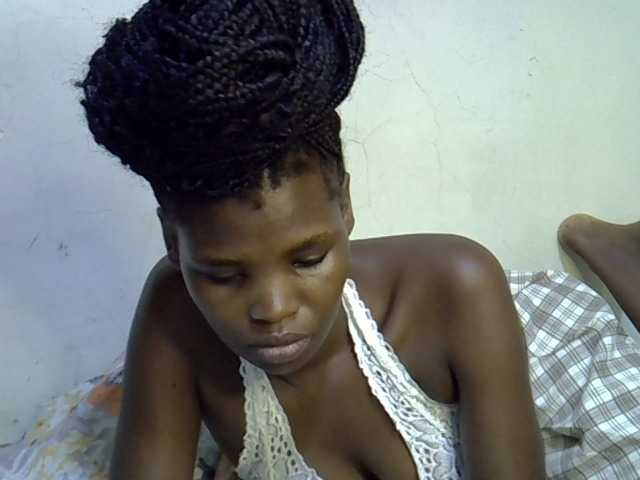 Cute-aliyah live cam on BongaCams