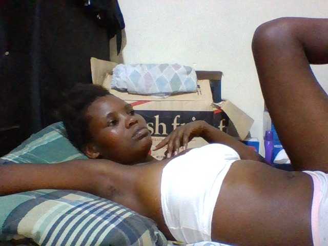 Cute-aliyah live cam on BongaCams