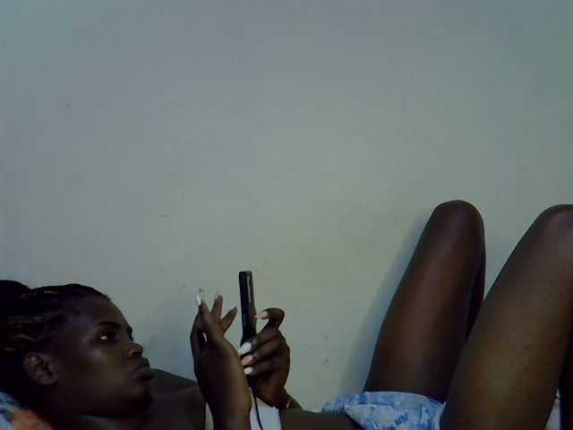 Cute-aliyah live cam on BongaCams