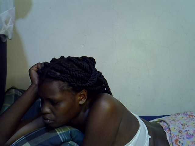 Cute-aliyah live cam on BongaCams