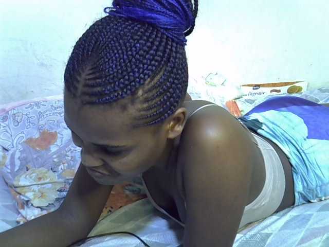 Cute-aliyah live cam on BongaCams