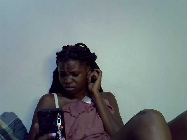 Cute-aliyah live cam on BongaCams