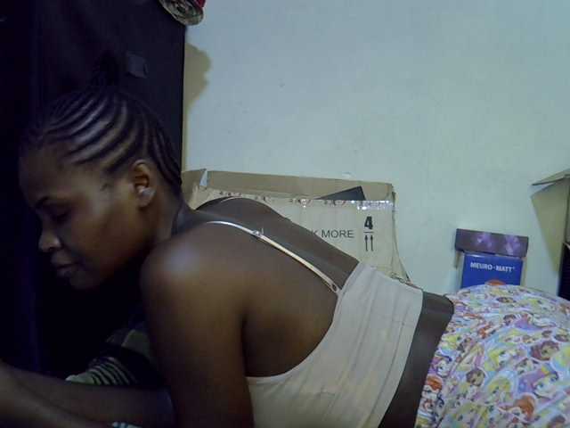 Cute-aliyah live cam on BongaCams