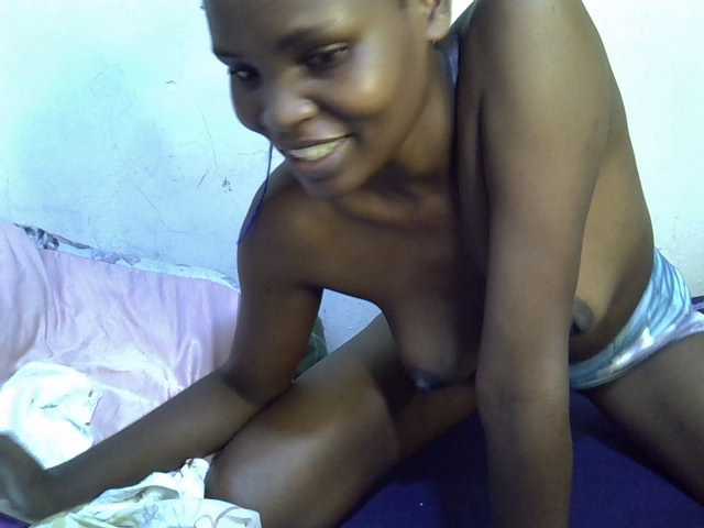 Cute-aliyah live cam on BongaCams