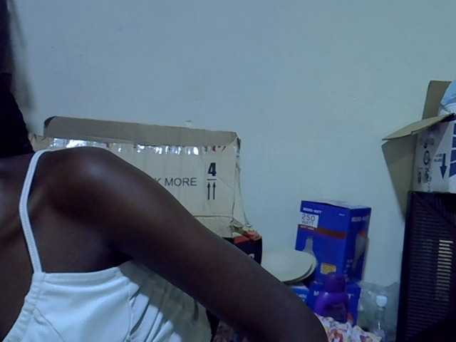 Cute-aliyah live cam on BongaCams