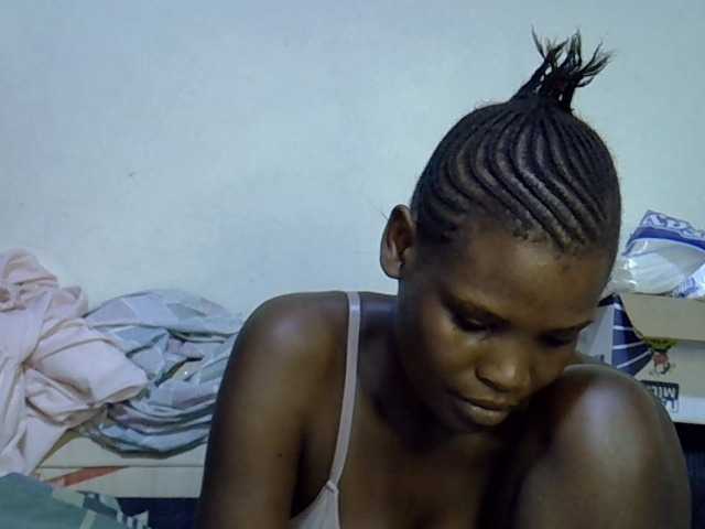 Cute-aliyah live cam on BongaCams