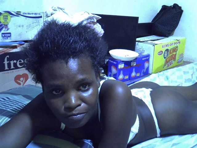 Cute-aliyah live cam on BongaCams