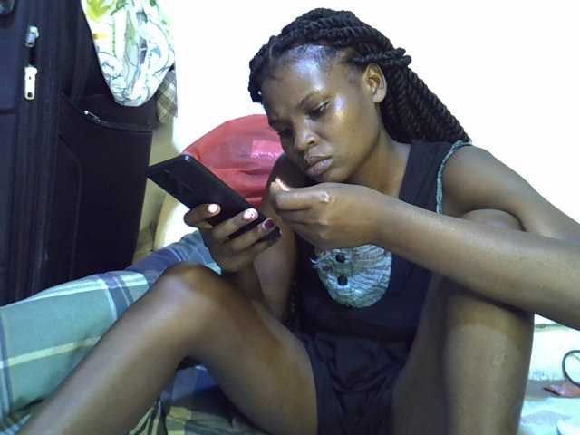 Cute-aliyah live cam on BongaCams