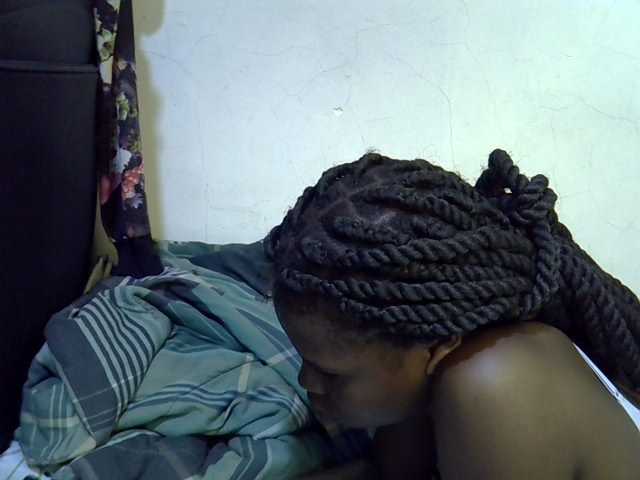 Cute-aliyah live cam on BongaCams
