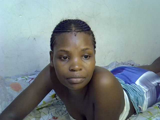 Cute-aliyah live cam on BongaCams