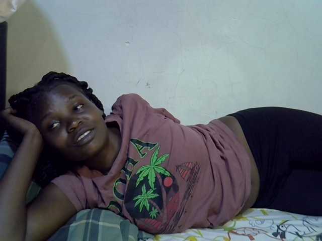 Cute-aliyah live cam on BongaCams