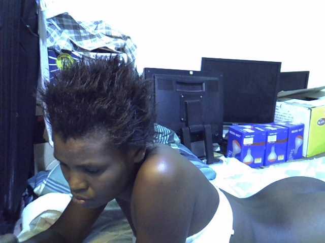 Cute-aliyah live cam on BongaCams