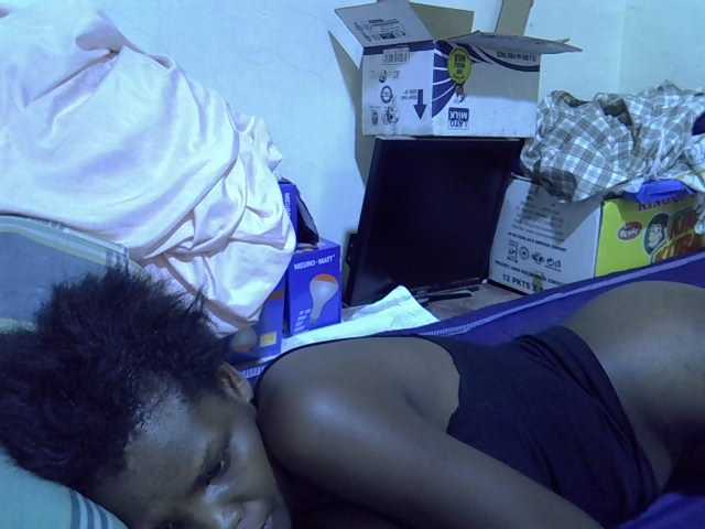 Cute-aliyah live cam on BongaCams