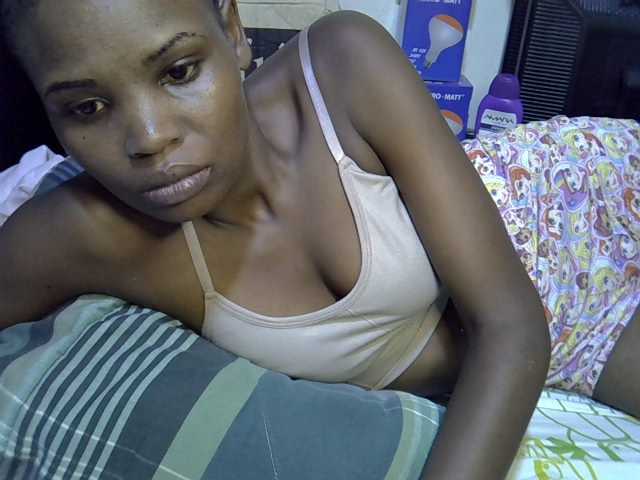 Cute-aliyah live cam on BongaCams
