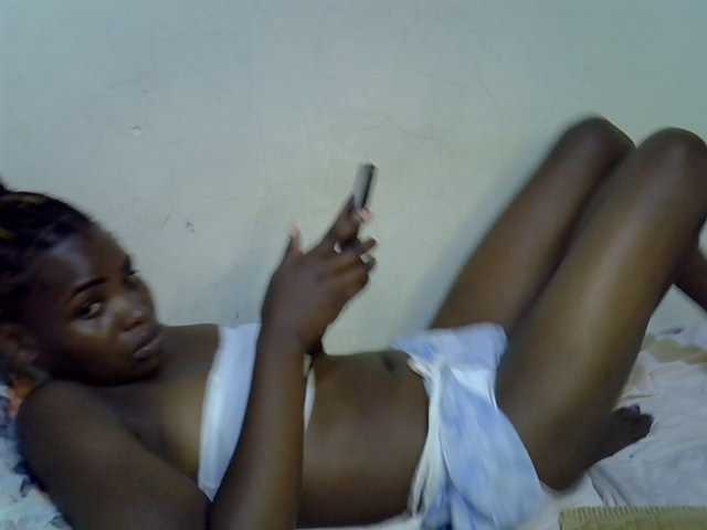 Cute-aliyah live cam on BongaCams