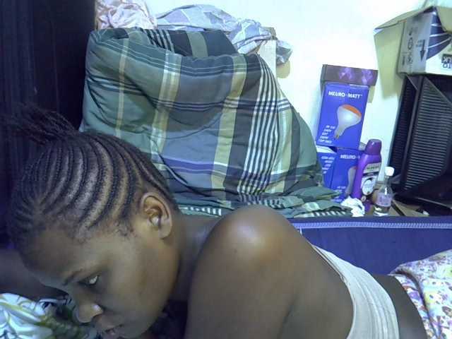 Cute-aliyah live cam on BongaCams