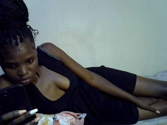 Cute-aliyah live cam on BongaCams