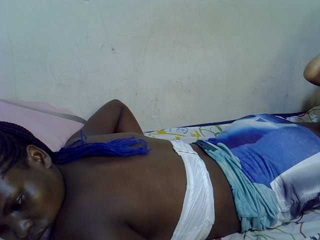 Cute-aliyah live cam on BongaCams