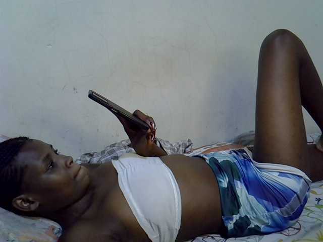 Cute-aliyah live cam on BongaCams