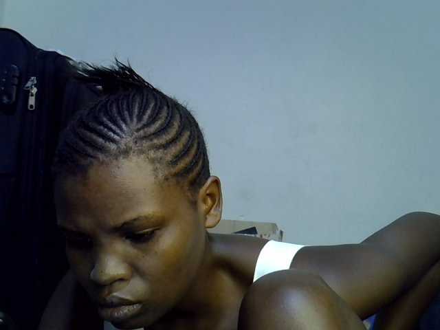 Cute-aliyah live cam on BongaCams