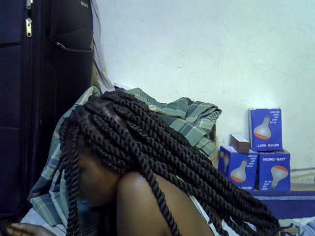 Cute-aliyah live cam on BongaCams