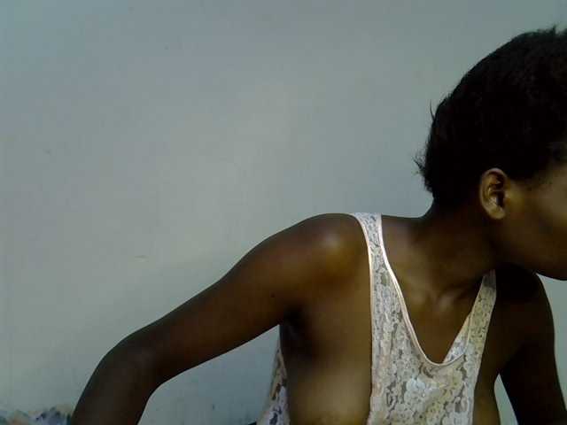 Cute-aliyah live cam on BongaCams