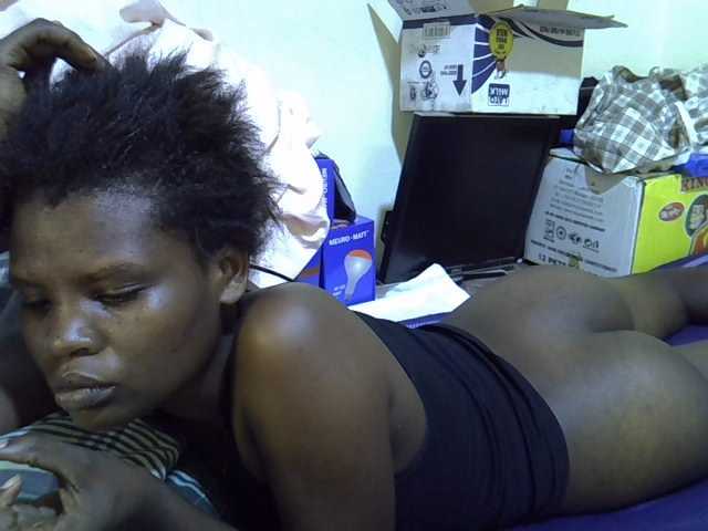 Cute-aliyah live cam on BongaCams