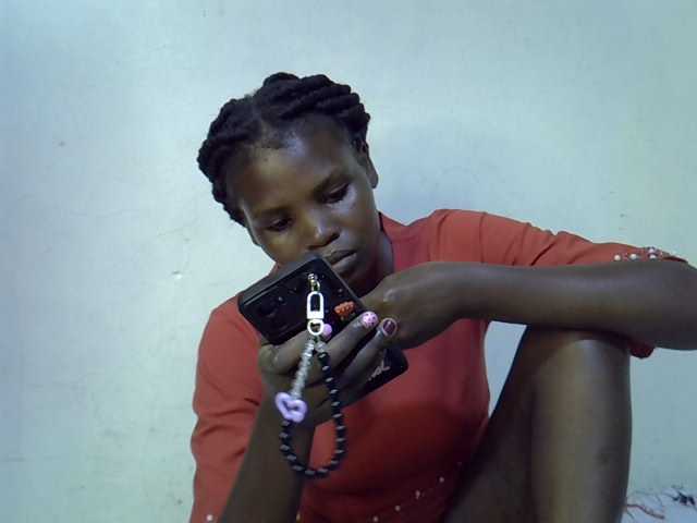 Cute-aliyah live cam on BongaCams