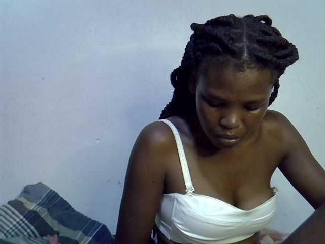 Cute-aliyah live cam on BongaCams