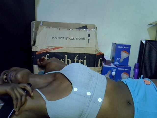 Cute-aliyah live cam on BongaCams