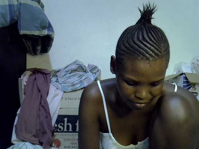 Cute-aliyah live cam on BongaCams