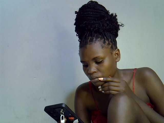 Cute-aliyah live cam on BongaCams