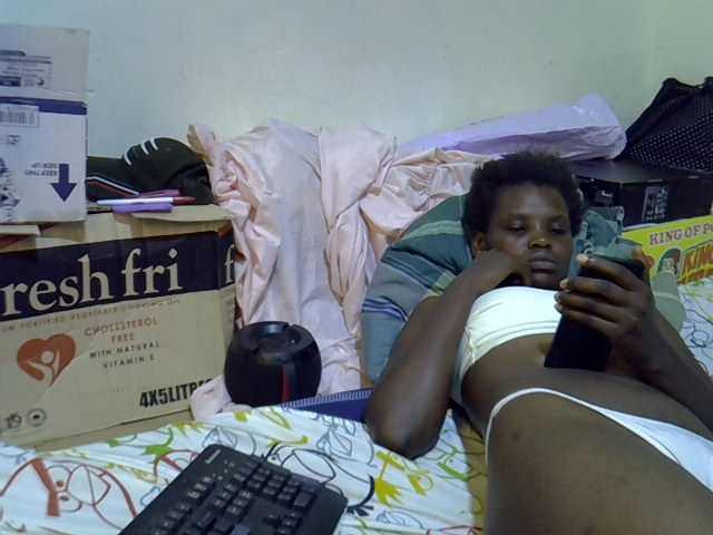 Cute-aliyah live cam on BongaCams